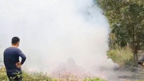 1995年，四川一山丘常年寒氣逼人，考古隊趕來查探