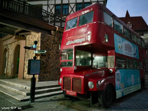 vivo S7測評:四色漸變讓手機如此驚豔 vivo S7測評:四色漸變讓手機如此驚豔