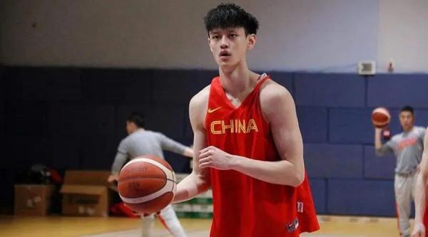 出國三子境遇不同，下賽季或回國征戰
