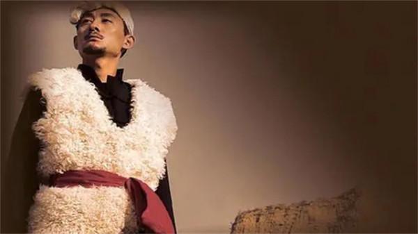 《星光大道》4位明星,造人設、炒作、耍大牌,只剩鳳凰傳奇在堅持