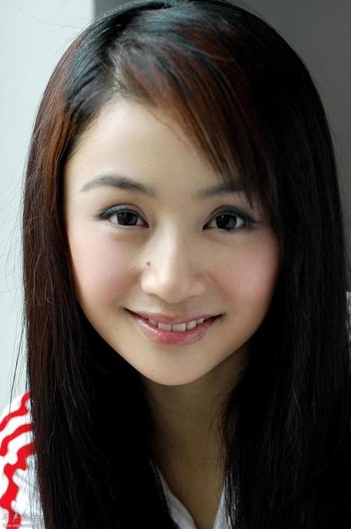 臉上有痣也耐看的女藝人，只服這幾位，甚過整容的女星，還有魅力