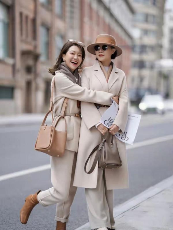 比女兒還會打扮的不止三木母親,瞧瞧這群素人媽媽,照樣優雅時尚 比女兒還會打扮的不止三木母親,瞧瞧這群素人媽媽,照樣優雅時尚