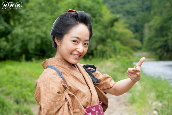 井上真央5歲開始演戲,曾是家喻戶曉的天才童星,如今已有近30年 井上真央5歲開始演戲,曾是家喻戶曉的天才童星,如今已有近30年