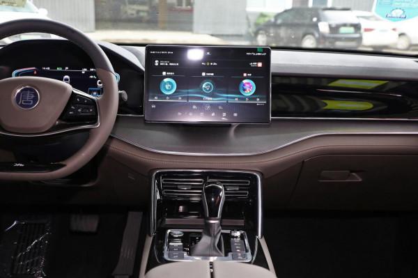 比亞迪唐燃油版，16&period;58萬起步，12&period;8英寸螢幕，綜合實力如何呢