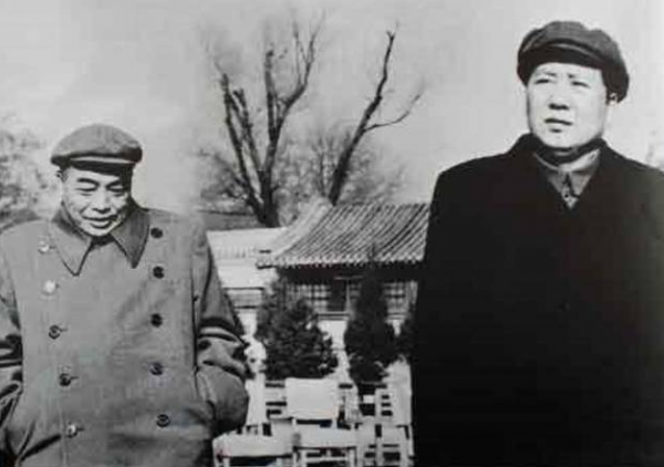 抗美援朝主帥：陳毅主動請纓被拒，偉人為何首選粟裕、林彪？