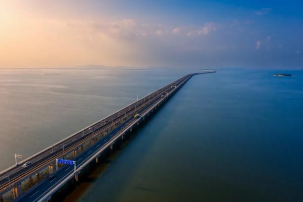 既有悠悠歷史，又有俗世煙火，來南京看看吧