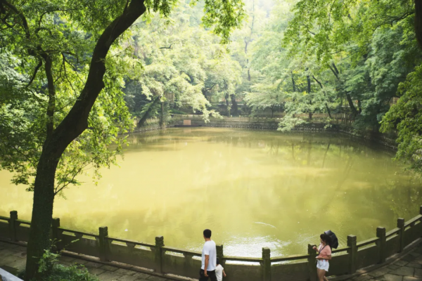別再說什麼小京都了，寧波這些寺廟來打臉了