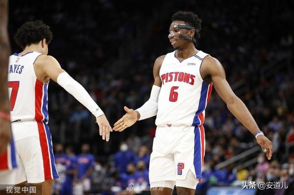 [NBA常規賽]黃蜂106-137太陽;熱火90-100活塞;馬刺114-121國王