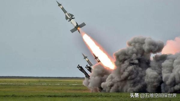美國用什麼武裝烏克蘭:“鐵穹”可以擊落俄羅斯導彈? 美國用什麼武裝烏克蘭:“鐵穹”可以擊落俄羅斯導彈?