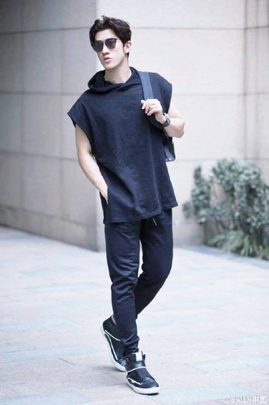 明明是大高個，卻被誤會成矮個的8個男星，一個比一個讓人意外