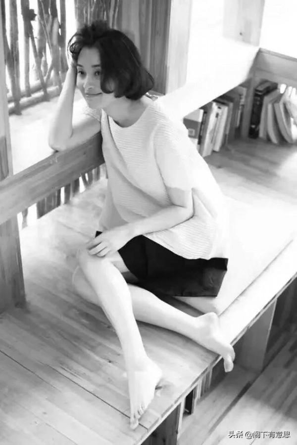 上海籍名媛吳越，49歲未嫁未婚知性寫真集