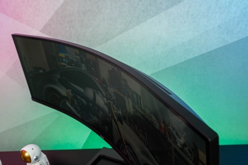 感受無與倫比的震撼吧！飛利浦498P9Z美圖來襲