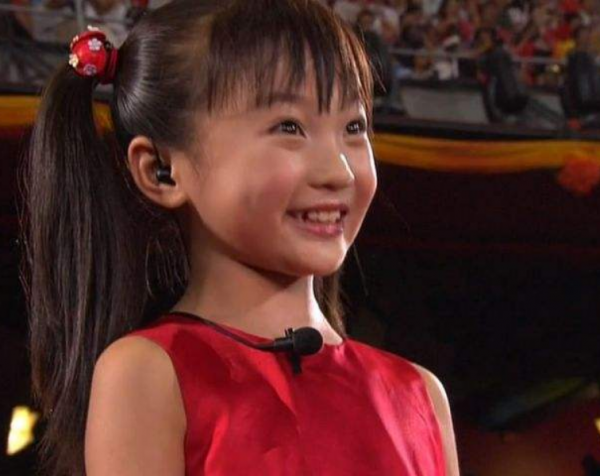 被當成搖錢樹的童星,鄧鳴賀去世時僅9歲,紀寶如被家人囚禁 被當成搖錢樹的童星,鄧鳴賀去世時僅9歲,紀寶如被家人囚禁