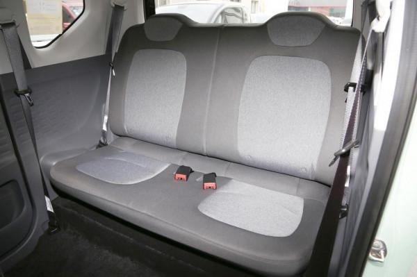 2021款五菱宏光MINIEV,外觀小巧可愛,操控上手快,適合代步出行 2021款五菱宏光MINIEV,外觀小巧可愛,操控上手快,適合代步出行