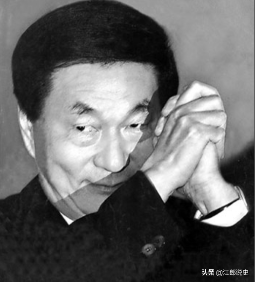 日本記者問：中國要日本道歉到什麼時候？朱鎔基的回答讓人欽佩