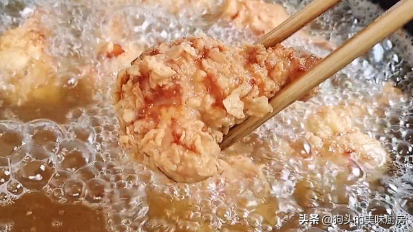 香酥炸雞天花板，做法簡單，外脆裡嫩不夾生，出鍋孩子搶著吃
