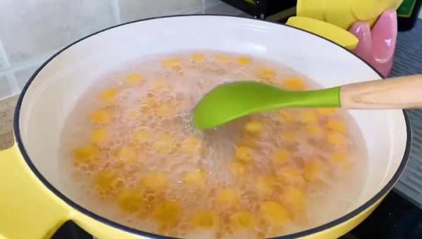 冬天手腳冰涼，面色暗黃，學會這樣吃，解決了很多女人的煩惱