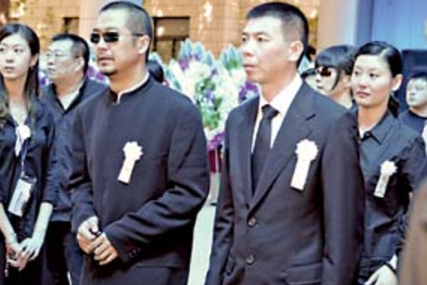 傅彪去世16年，那個要幫他養兒子的葛優，履行承諾了嗎？