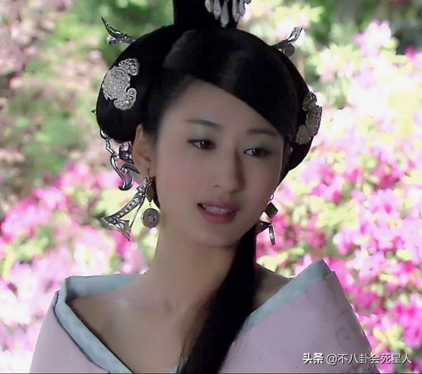 劇裡總演“壞女人”,生活中卻低調善良,這7位女星個個美貌驚豔 劇裡總演“壞女人”,生活中卻低調善良,這7位女星個個美貌驚豔