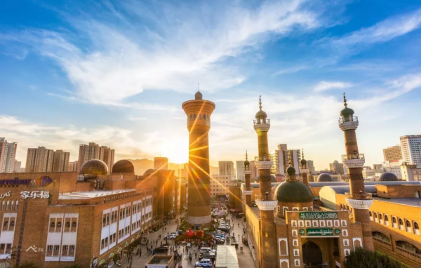 新疆的國際大巴扎裡，到底有些什麼？