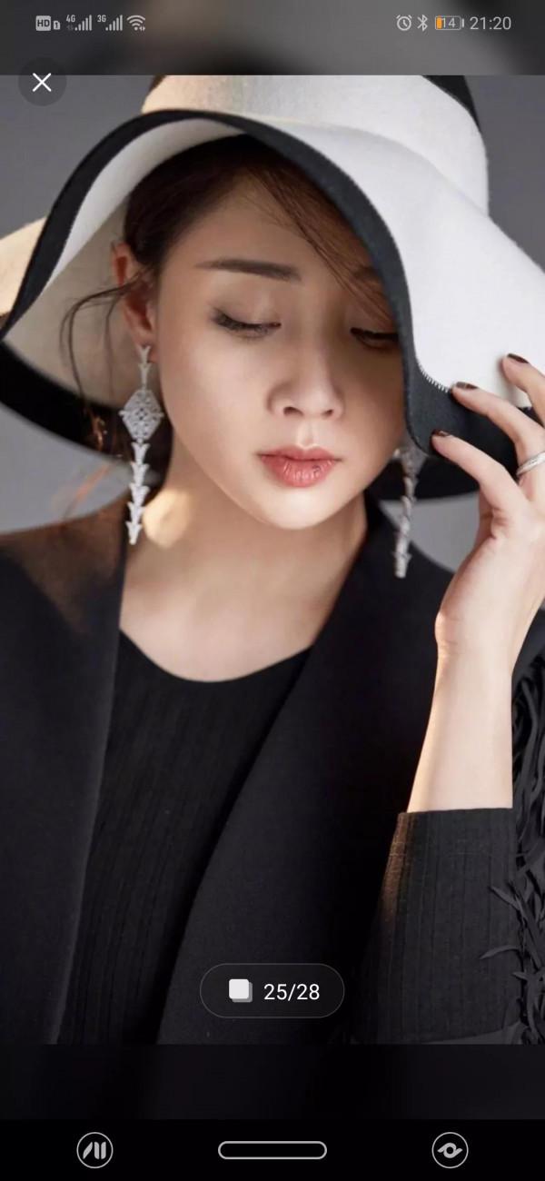 殷桃好美呀!40歲的人了,還是那麼漂亮,喜歡你 殷桃好美呀!40歲的人了,還是那麼漂亮,喜歡你