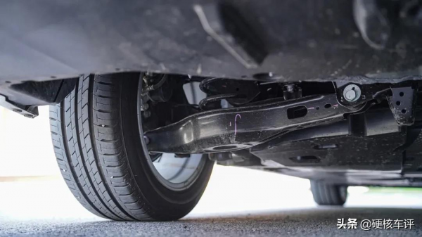 憑實力成為家轎王?試駕雷凌TNGA 1.5L 憑實力成為家轎王?試駕雷凌TNGA 1.5L