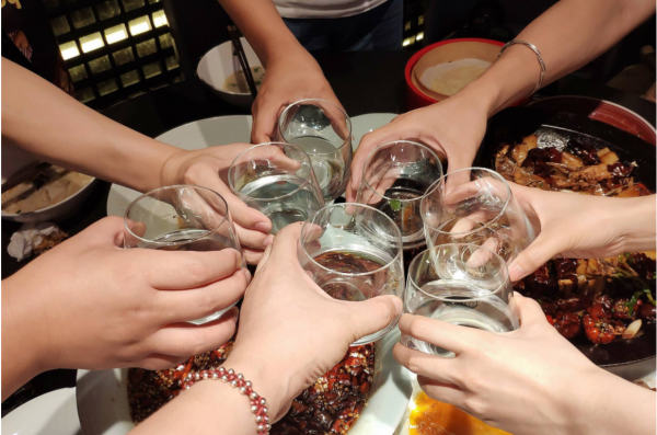 春節期間，最受歡迎的6款白酒，家家飯桌上都有，你家的是哪款？