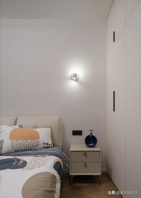 一家三口的90㎡舒適“小窩”，多彩元素的加入，讓生活更出彩