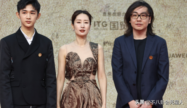 金雞獎女星造型紅黑榜，李冰冰黃裙修身，倪妮像天鵝，張子楓贏了
