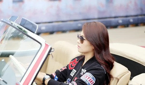 趙文卓繡花、劉濤賽車、苗圃開飛機,這些明星竟是隱藏技能高手? 趙文卓繡花、劉濤賽車、苗圃開飛機,這些明星竟是隱藏技能高手?