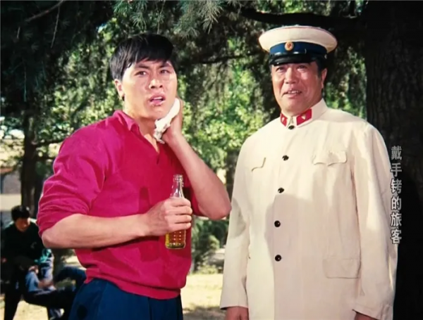 《戴手銬的旅客》41年:男主角已經91歲,一首《駝鈴》成時代經典 《戴手銬的旅客》41年:男主角已經91歲,一首《駝鈴》成時代經典