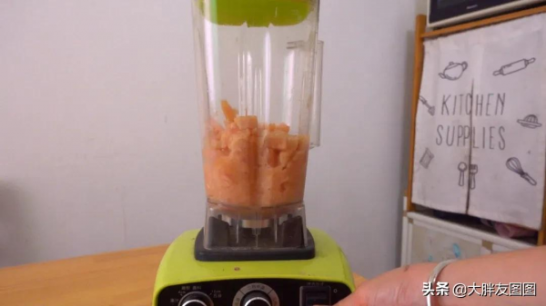 自制低脂低卡的健康午餐肉，比買的好，再也不擔心吃新增劑