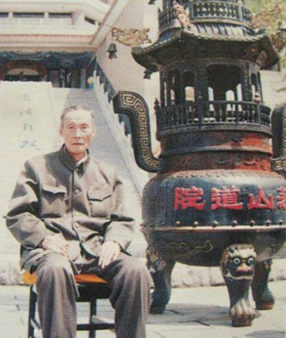 茅山道士抗日有多慘烈？殺鬼子犧牲無數，為抗日自願焚燬千年道觀