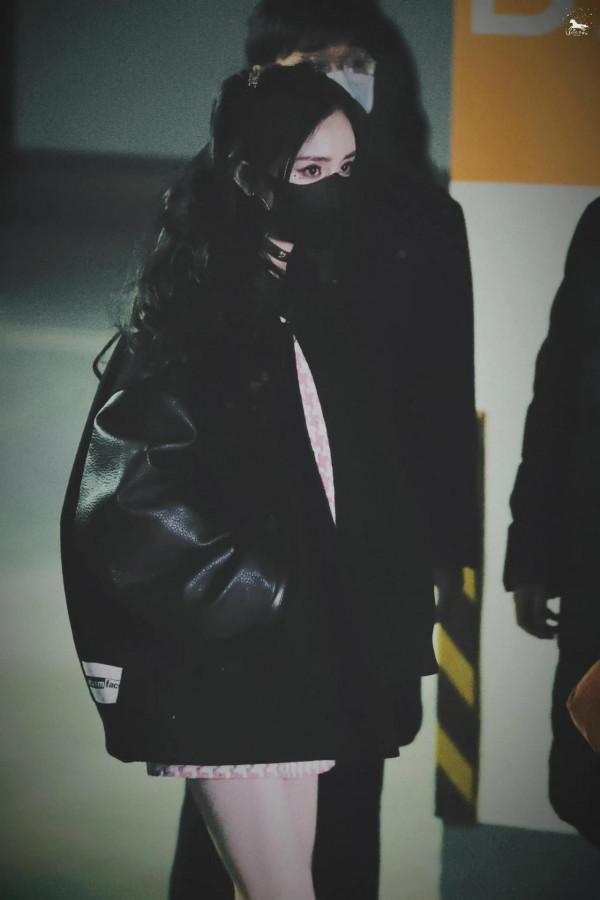 楊冪：口罩也遮不住的美貌