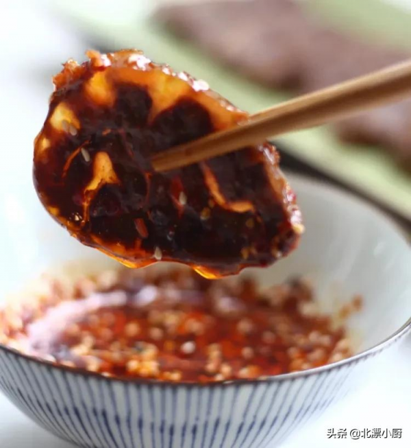 滷牛肉時，記住“1醃2泡”，牛肉不腥不柴，好吃還縮水小