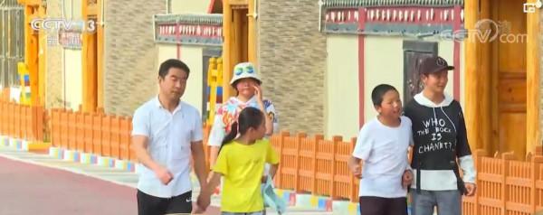 「走進鄉村看小康」旅遊帶動藏寨發展 藏寨尕秀村“秀一秀” 「走進鄉村看小康」旅遊帶動藏寨發展 藏寨尕秀村“秀一秀”