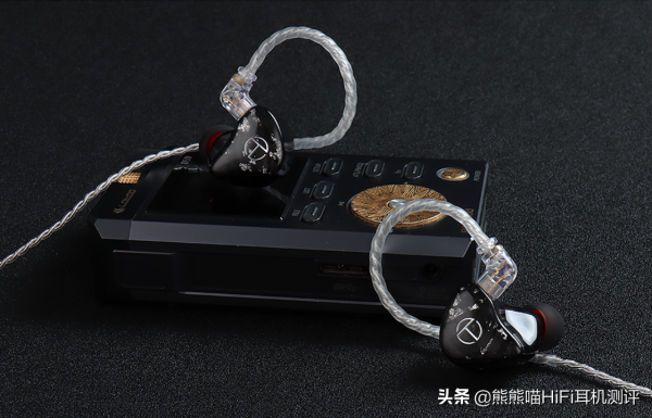 宏大聲場，HiFi高性價比，TRN聲學14動鐵次旗艦X7純動鐵耳機評測