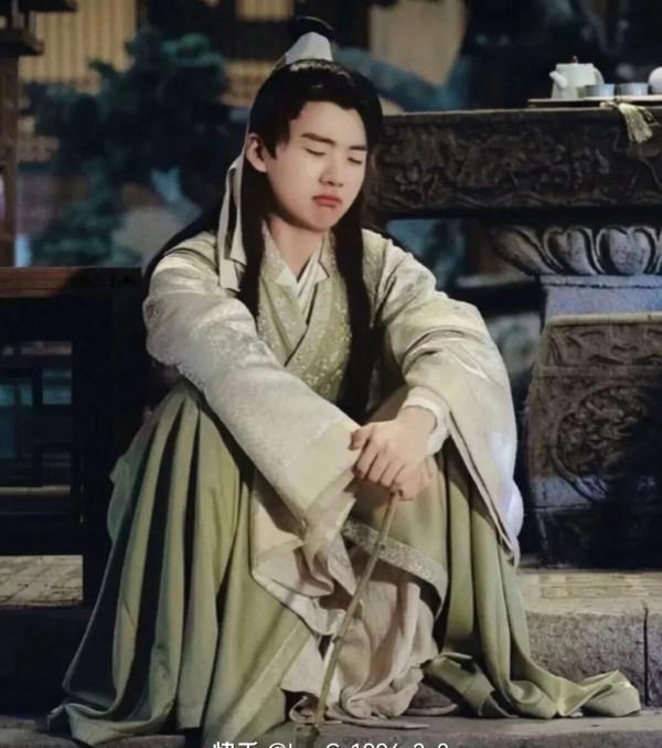 愛笑的男生（郭麒麟）