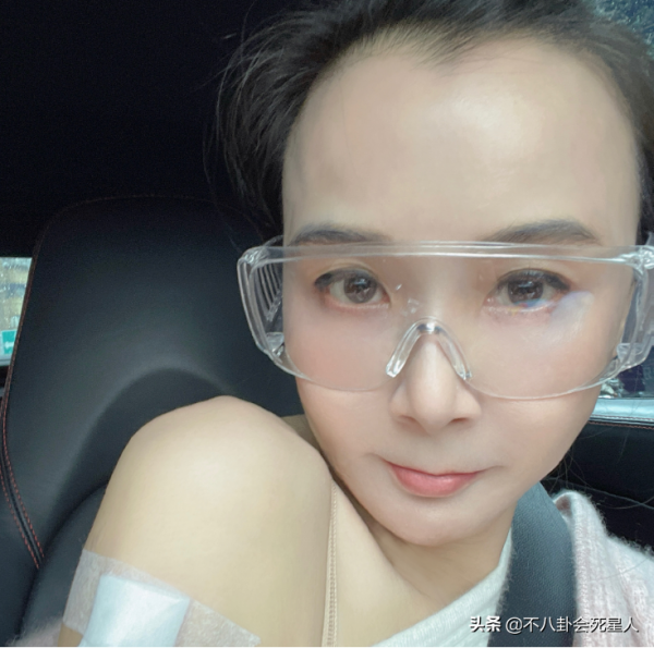 大齡女星扮嫩群像，精修是少女、生影象奶奶，優雅老去不好嗎？