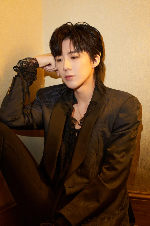 張哲瀚求大佬幫復出？李莎旻子坑渣男？李誕撈金無底線？