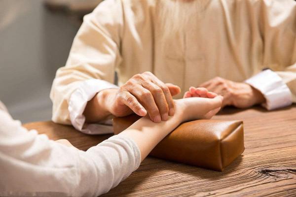 人過50歲之後，總感覺全身乏力？到底是正常衰老還是病態？