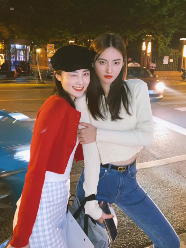 “冪式穿搭”火了！很時髦，誰穿誰好看