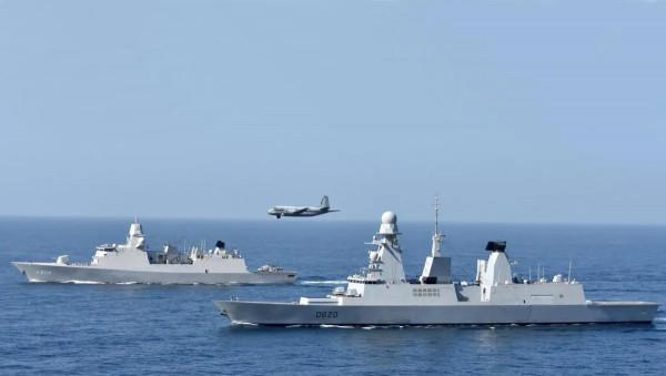 “七省”級護衛艦圖集（132圖）