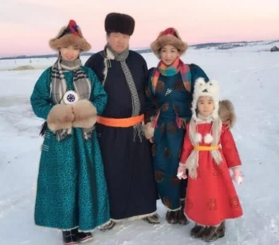 吉祥三寶現狀：布仁心梗離世，烏日娜撐起整個家，女兒結婚生子