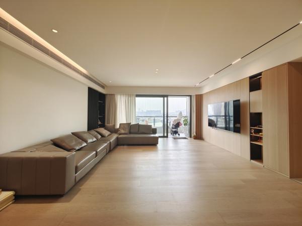 250㎡現代簡約大平層,實至名歸的質感空間 250㎡現代簡約大平層,實至名歸的質感空間