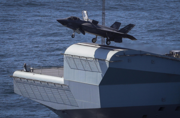 &OpenCurlyDoubleQuote;雪上加霜&rdquo;！寶貝戰機F-35墜毀，背後暴露英國海軍哪些問題？