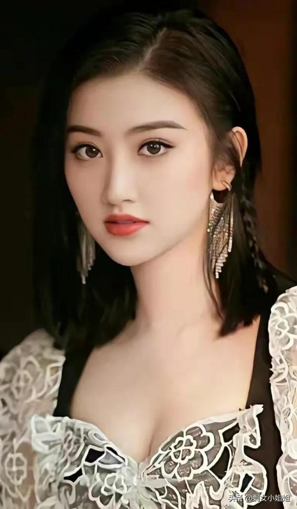 驚豔景甜,錯過張繼科和路徵,不知這個黃花大閨會便宜哪個富豪 驚豔景甜,錯過張繼科和路徵,不知這個黃花大閨會便宜哪個富豪