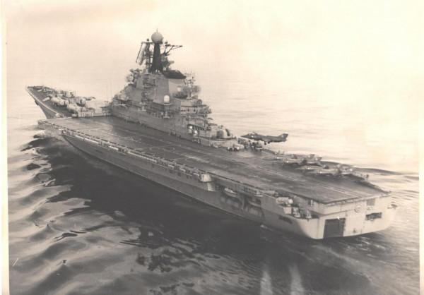 暴力美學代表作——頂帆(Top Sail)三座標雷達 暴力美學代表作——頂帆(Top Sail)三座標雷達