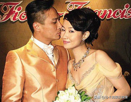 結婚21年：“神經派”影帝吳鎮宇把老婆寵成49歲少女