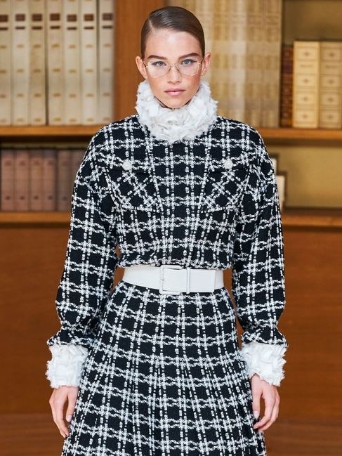 今年秋冬,穿“小香風”的你,美得真高階 今年秋冬,穿“小香風”的你,美得真高階